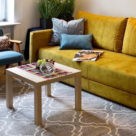 Ochota P&O Serviced Apartments Варшава Екстериор снимка